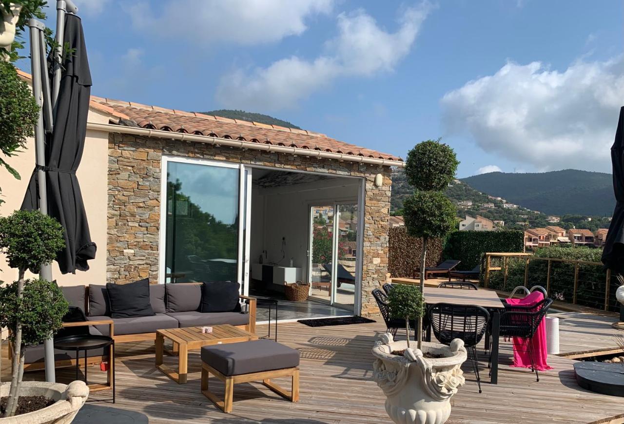 Villa Perla Saint-Tropez Cavalaire Sur Mer, 3-5 Chambres, Vue Mer, Piscine Chauffee Avril A Octobre Dış mekan fotoğraf
